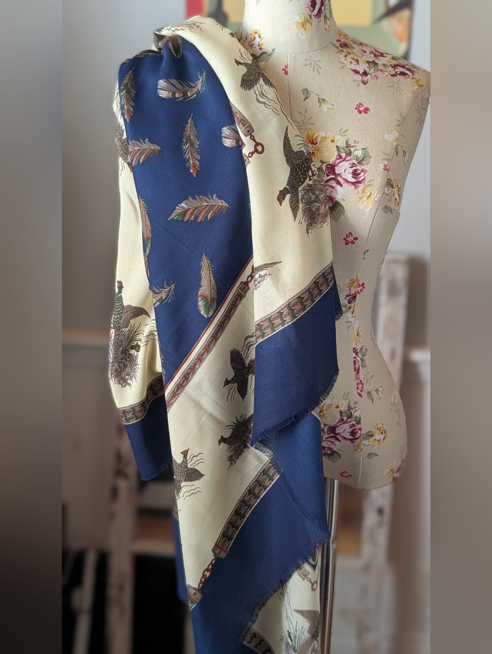 Gina Ruccini Scarf - Picture 5 of 9